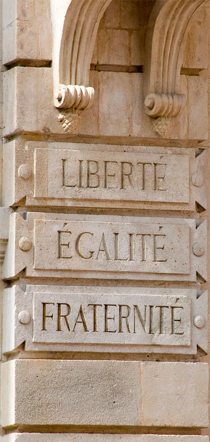Devise Républicaine : Liberté, Égalité, Fraternité